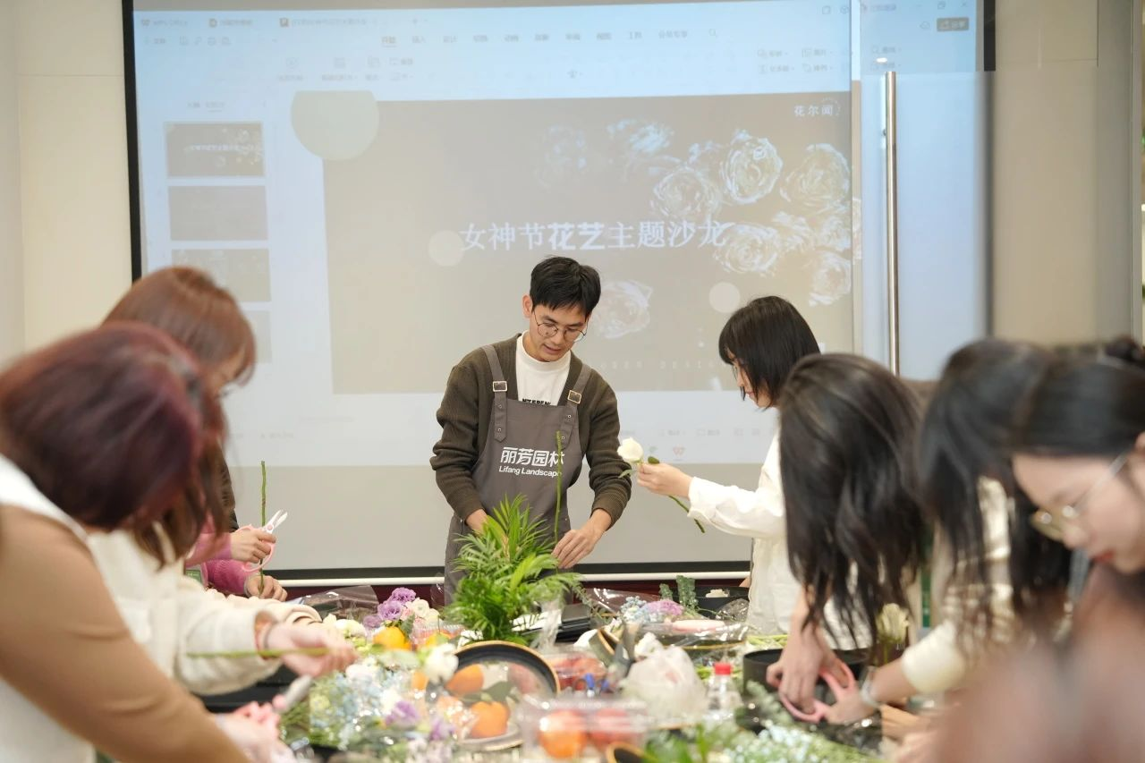 long8-��8(����)Ψһ�ٷ���վ